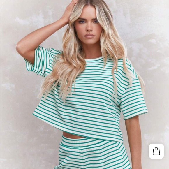MISSGUIDED Women Casual Stripe Knit Short Sleeve - Picture 4 of 5